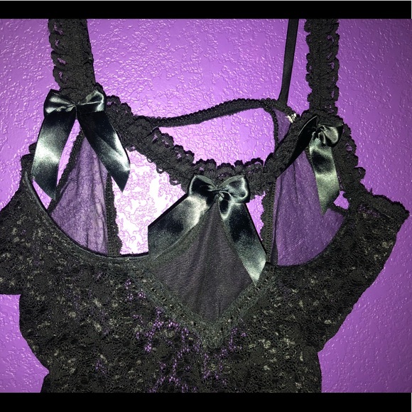 Black Lingerie - Picture 4 of 5